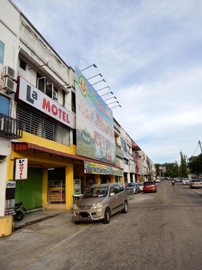La Motel Σουνγκάϊ Πετάνι Εξωτερικό φωτογραφία