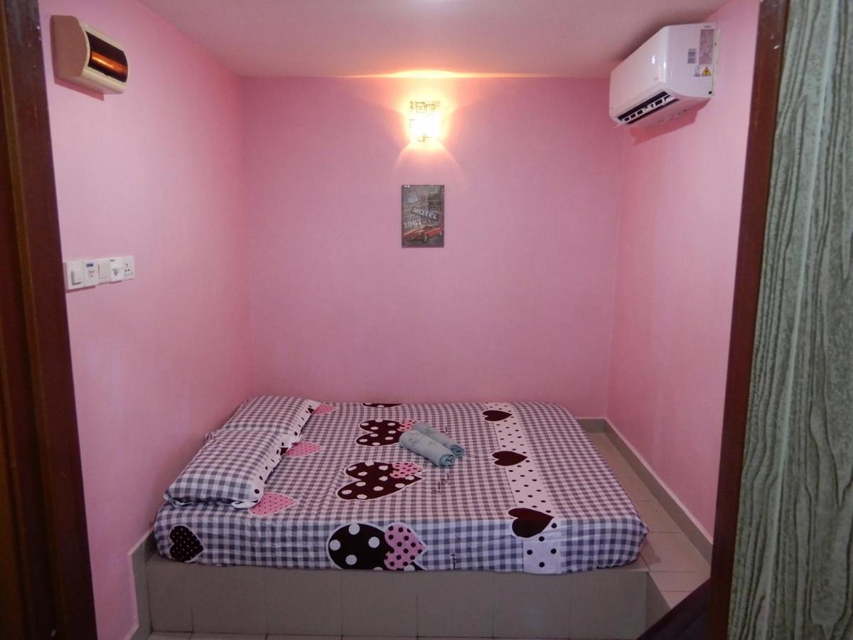 La Motel Σουνγκάϊ Πετάνι Εξωτερικό φωτογραφία